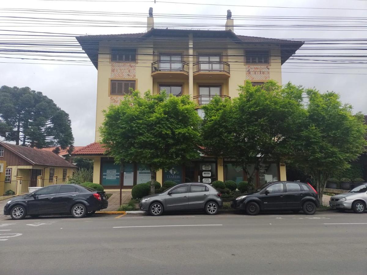 Apartamento Apartamento Ensolarado No Centro De Gramado Exterior foto