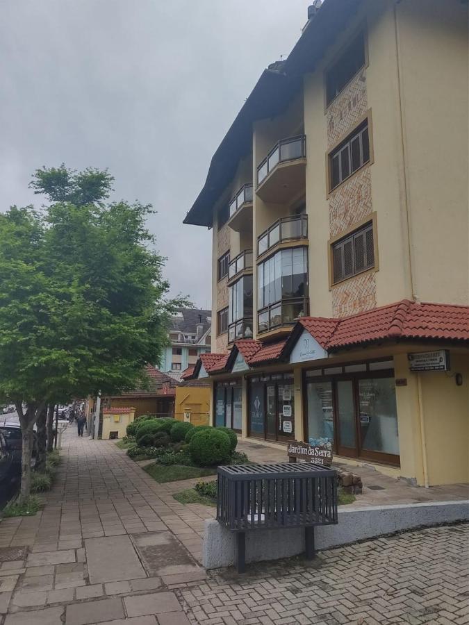 Apartamento Apartamento Ensolarado No Centro De Gramado Exterior foto